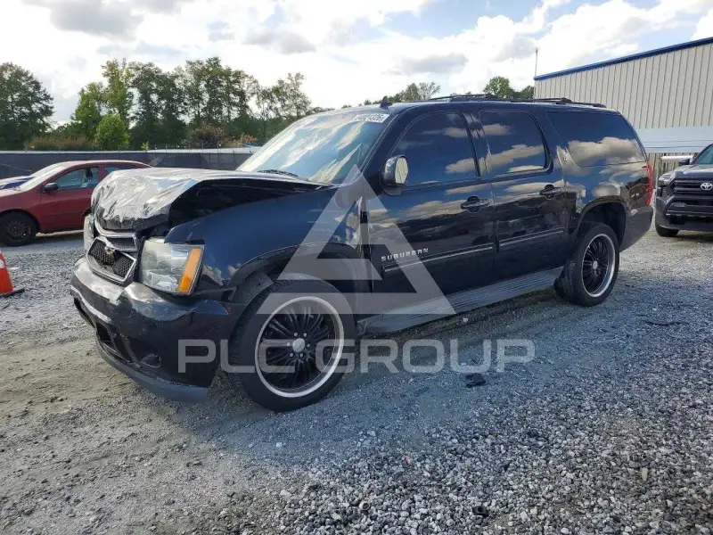 2013 Chevrolet Suburan фото