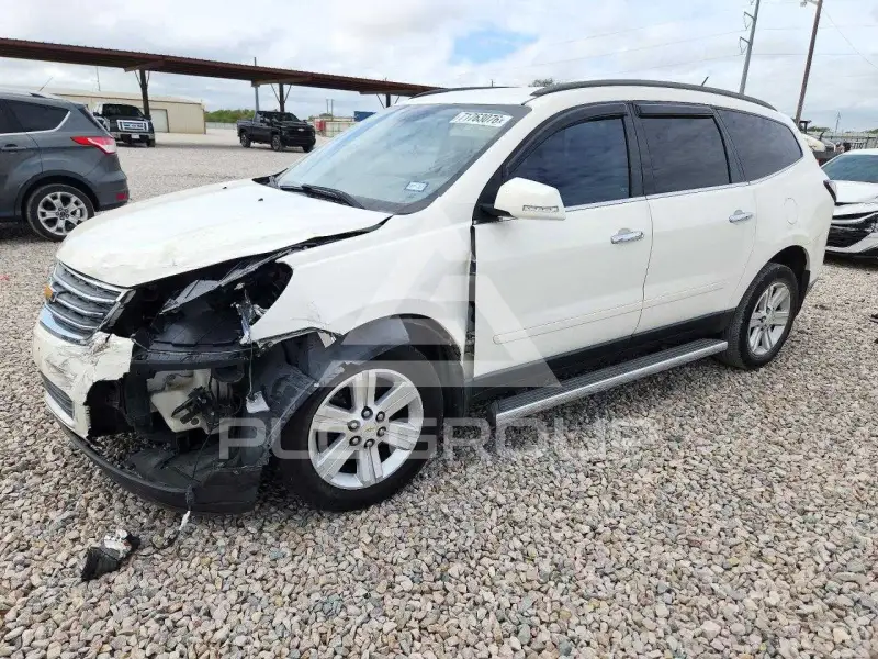 2013 Chevrolet TRAVERSE фото