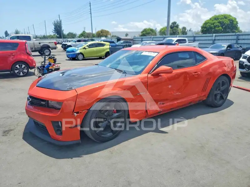2013 Chevrolet Camaro фото