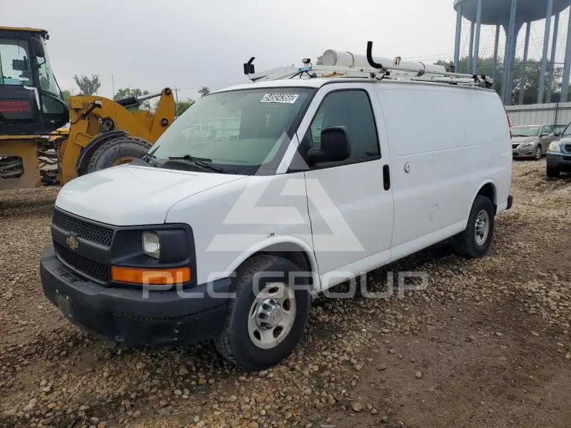2013 Chevrolet Express фото
