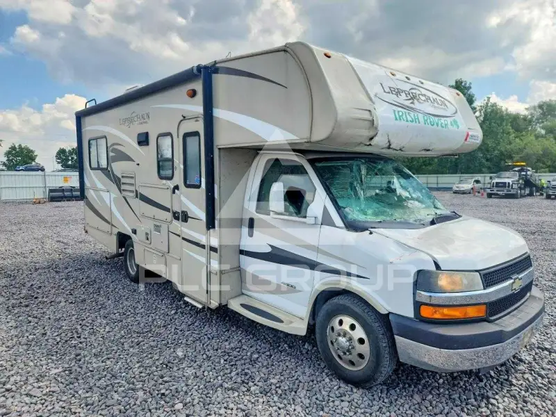 2013 Chevrolet Express фото