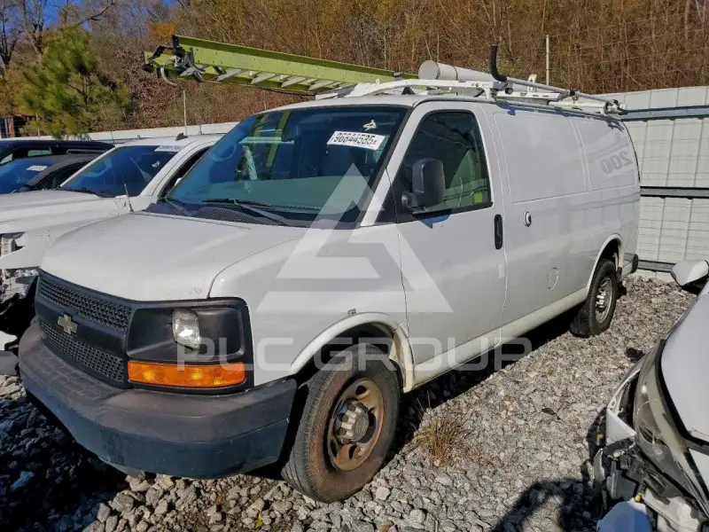 2013 Chevrolet Express фото