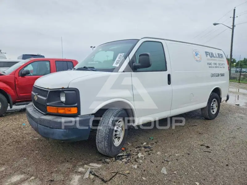2013 Chevrolet Express фото
