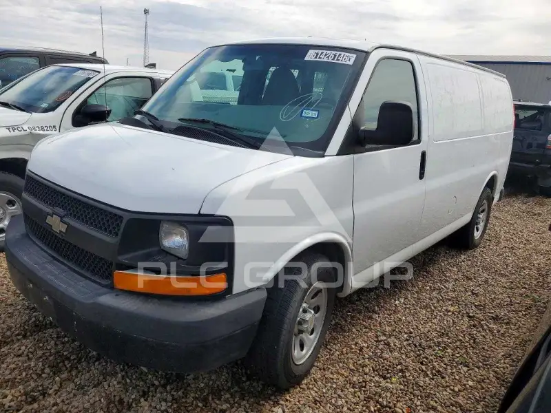 2013 Chevrolet Express фото