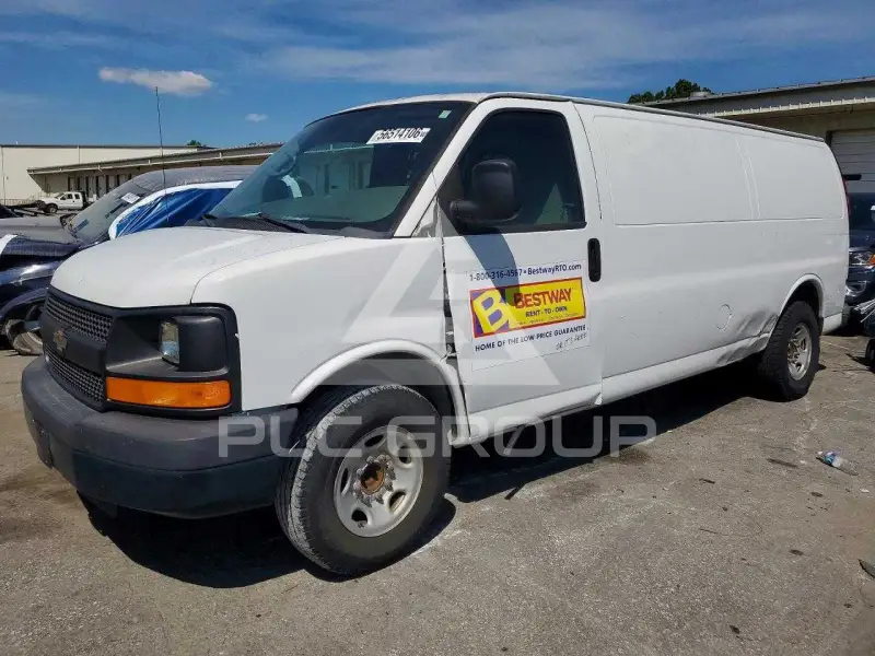 2013 Chevrolet Express photo