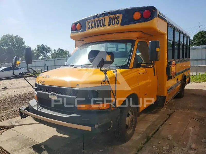 2013 Chevrolet Express фото