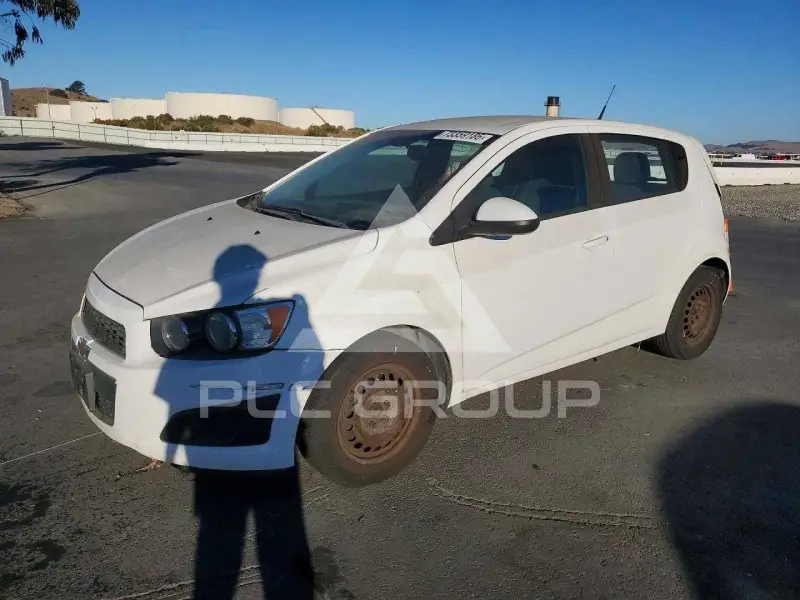 2013 Chevrolet Sonic photo
