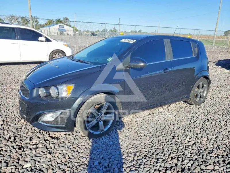 2013 Chevrolet Sonic photo