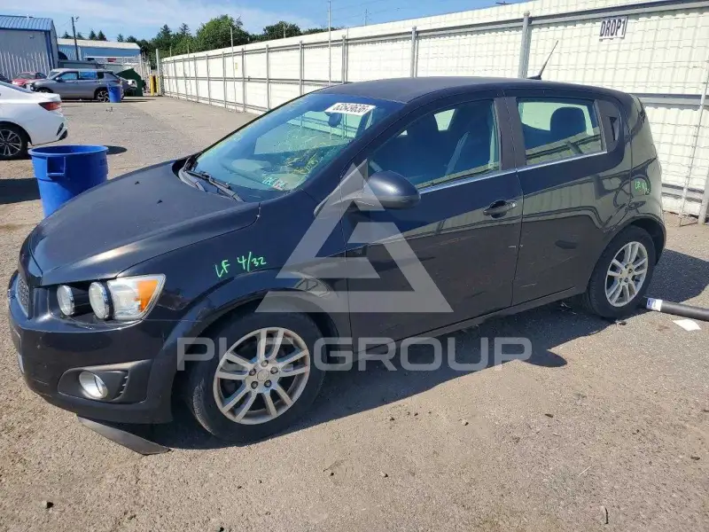 2013 Chevrolet Sonic photo