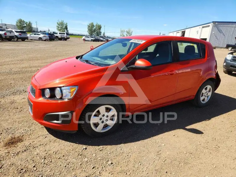 2013 Chevrolet Sonic фото