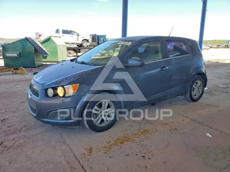 2013 Chevrolet Sonic photo