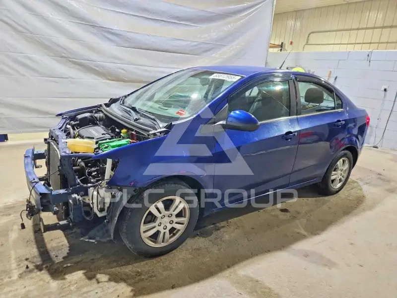 2013 Chevrolet Sonic фото