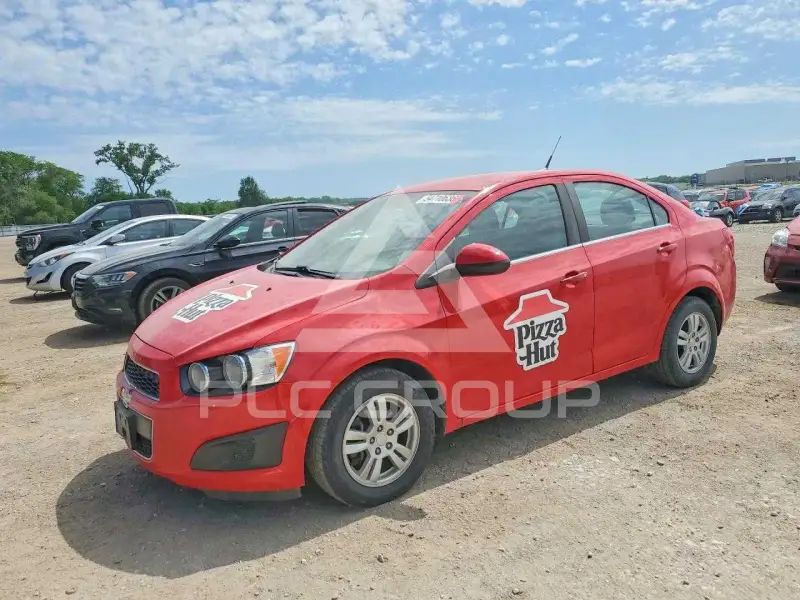 2013 Chevrolet Sonic photo