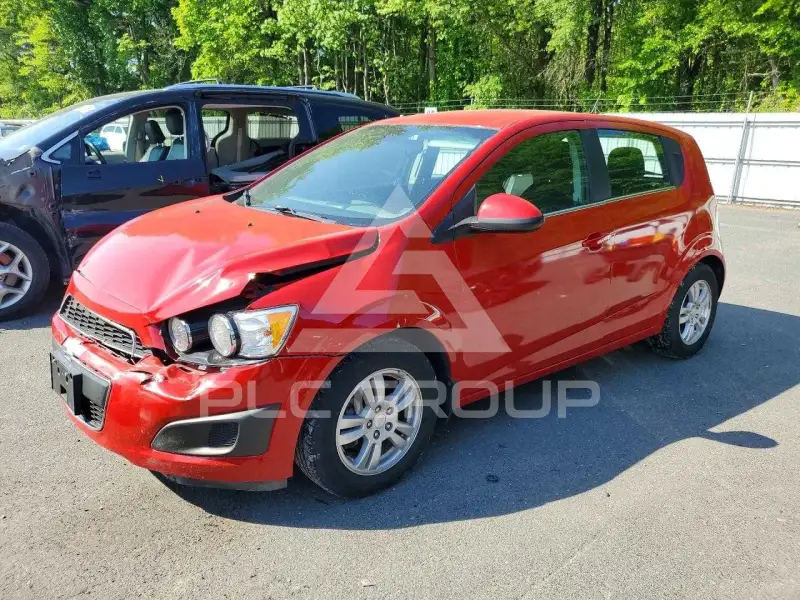 2013 Chevrolet Sonic photo
