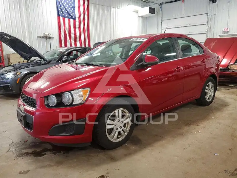 2013 Chevrolet Sonic фото