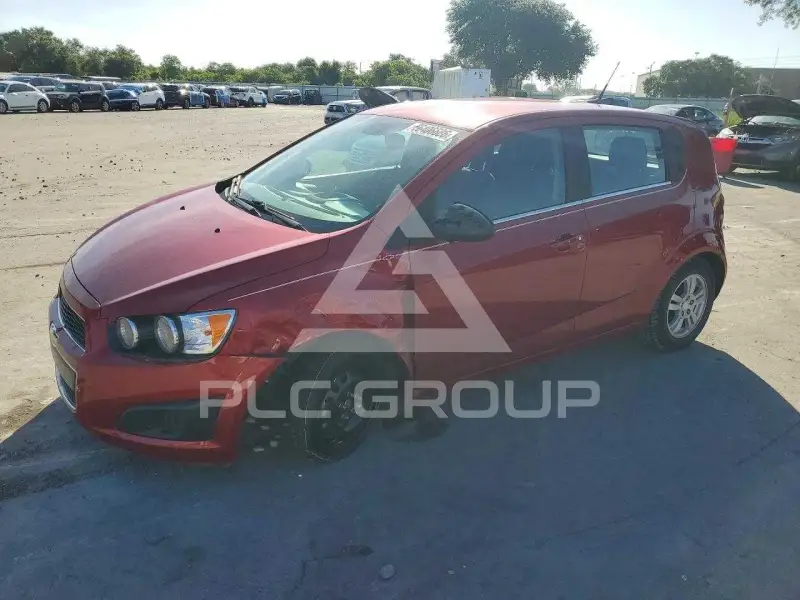 2013 Chevrolet Sonic photo