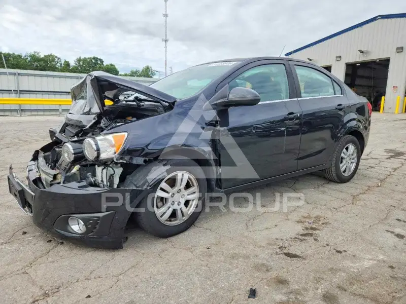 2013 Chevrolet Sonic photo