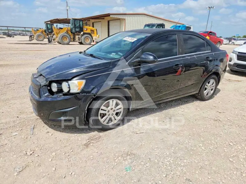 2013 Chevrolet Sonic photo