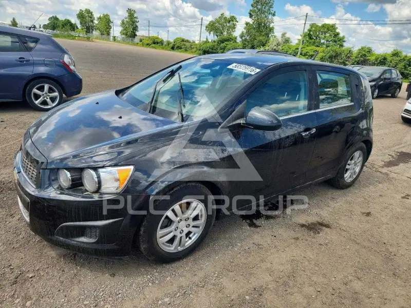 2013 Chevrolet Sonic фото