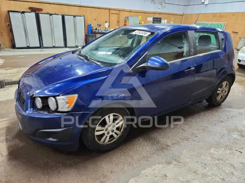 2013 Chevrolet Sonic фото