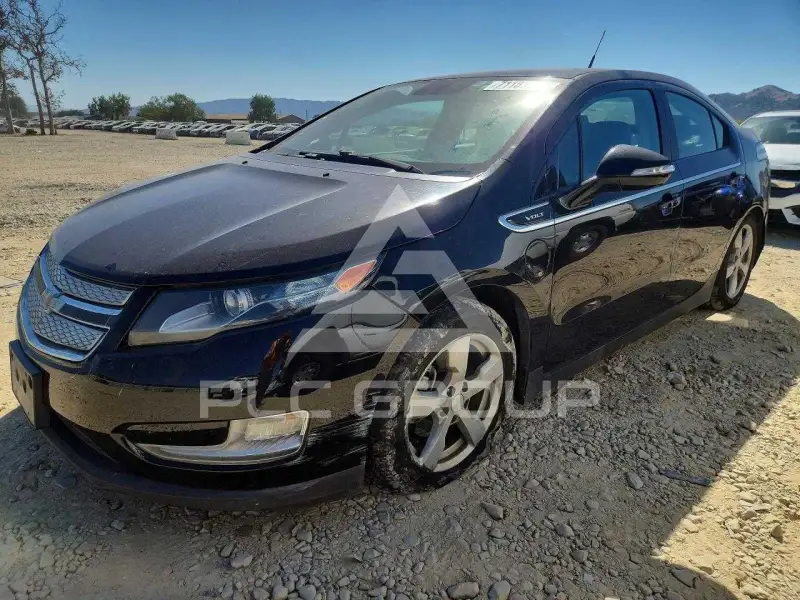 2013 Chevrolet Volt фото