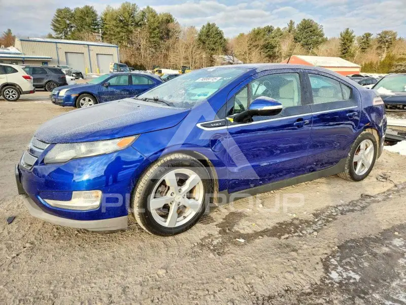 2013 Chevrolet Volt фото