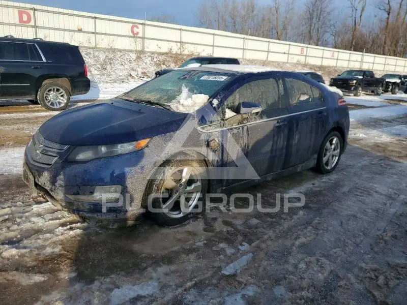 2013 Chevrolet Volt фото