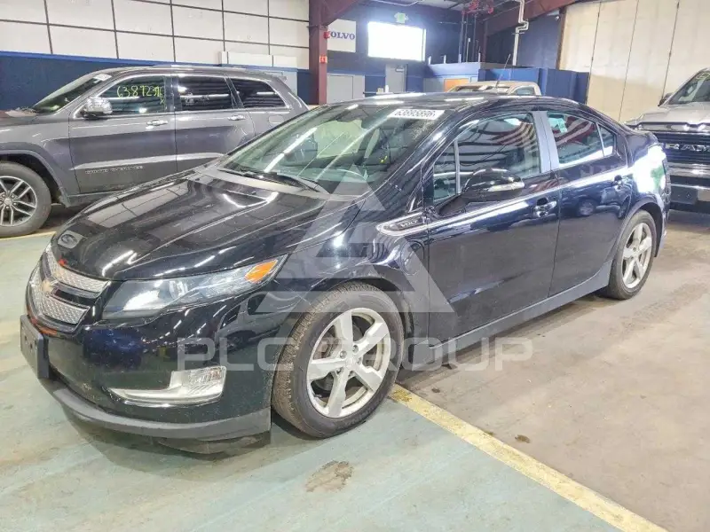 2013 Chevrolet Volt фото