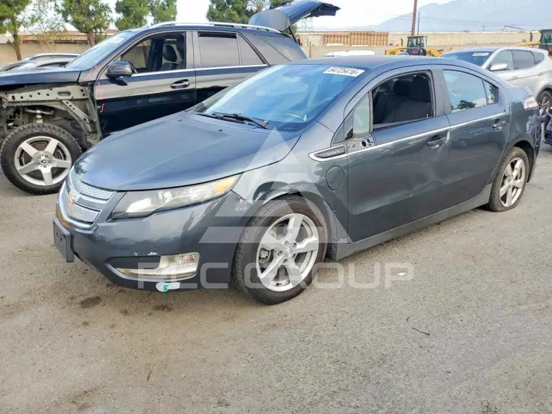 2013 Chevrolet Volt photo