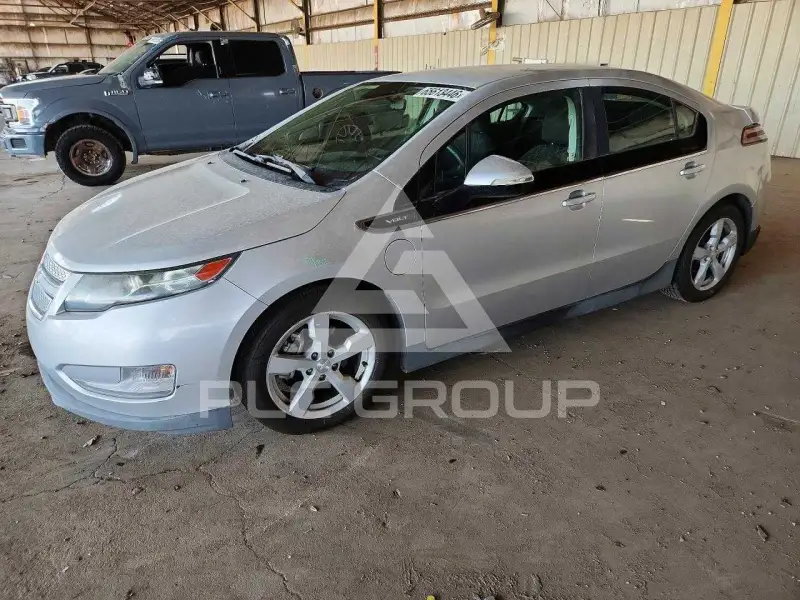 2013 Chevrolet Volt photo