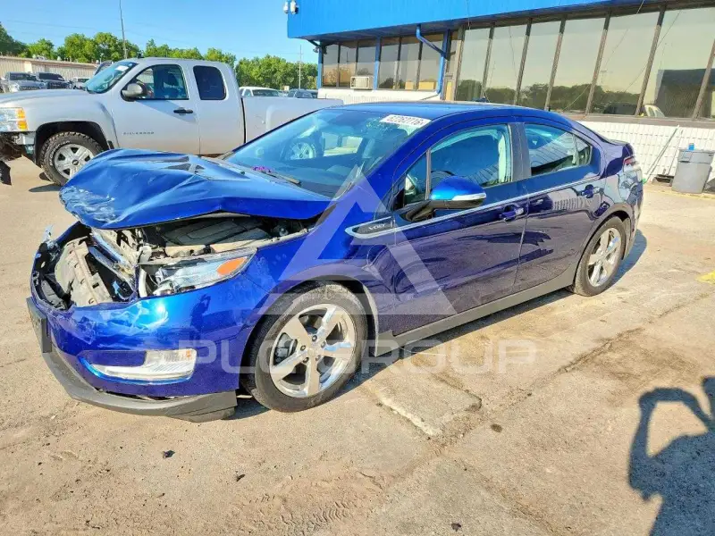 2013 Chevrolet Volt фото