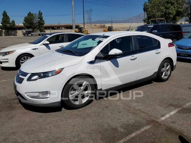 2013 Chevrolet Volt фото