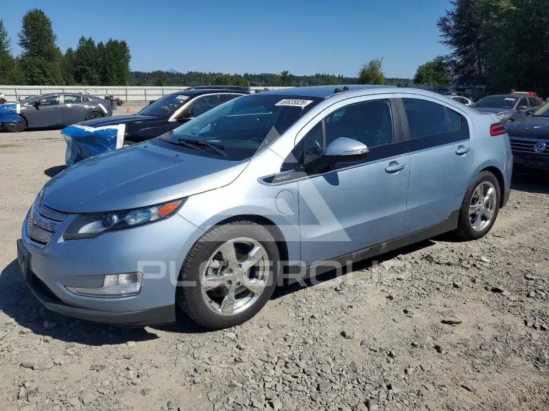 2013 Chevrolet Volt фото