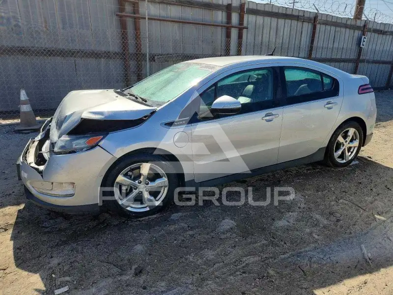 2013 Chevrolet Volt фото