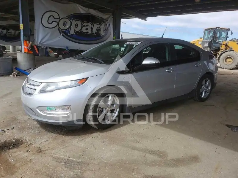 2013 Chevrolet Volt фото