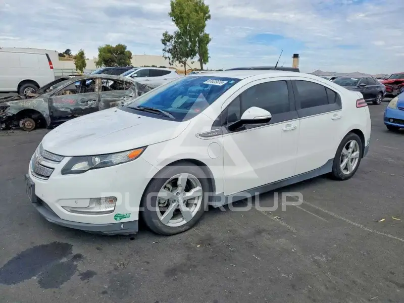 2013 Chevrolet Volt фото