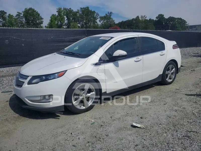 2013 Chevrolet Volt фото