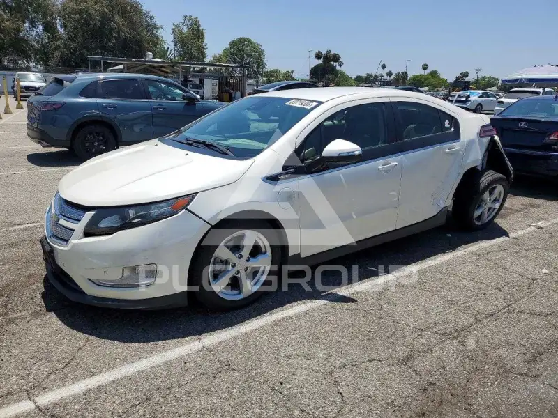 2013 Chevrolet Volt photo