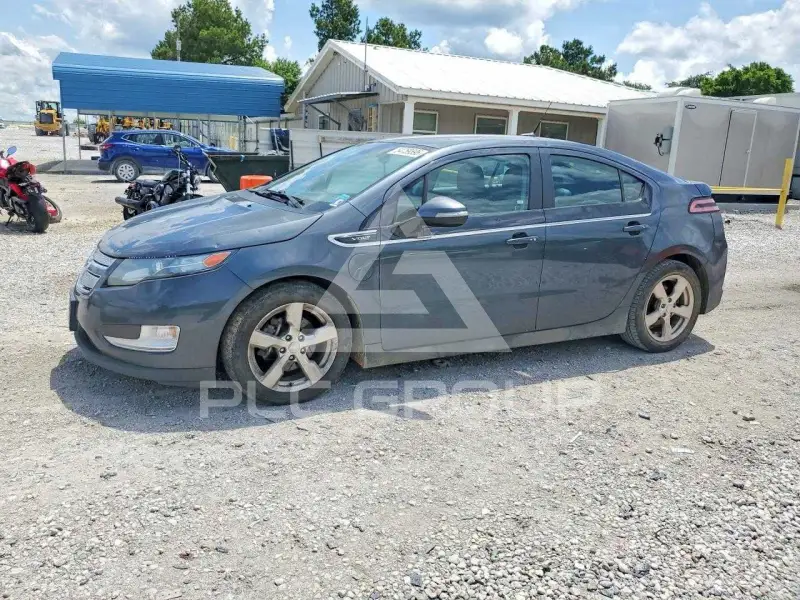 2013 Chevrolet Volt фото
