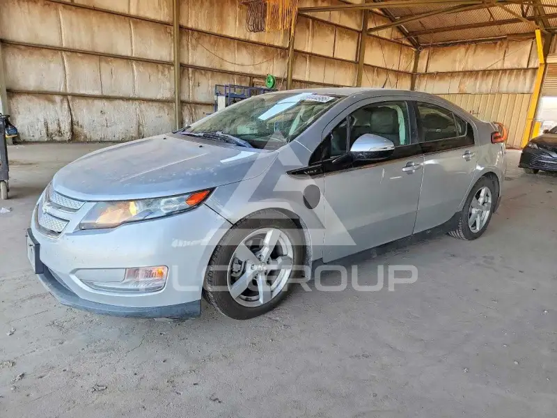 2013 Chevrolet Volt фото
