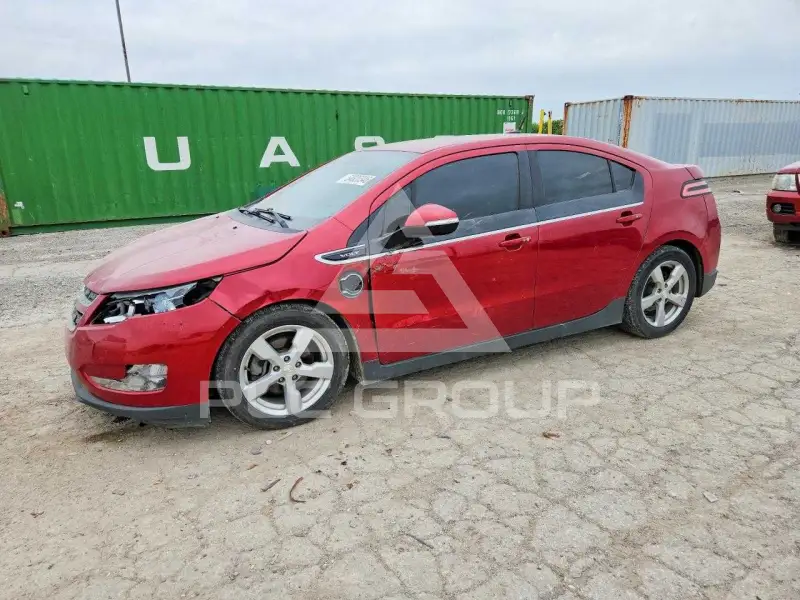 2013 Chevrolet Volt фото
