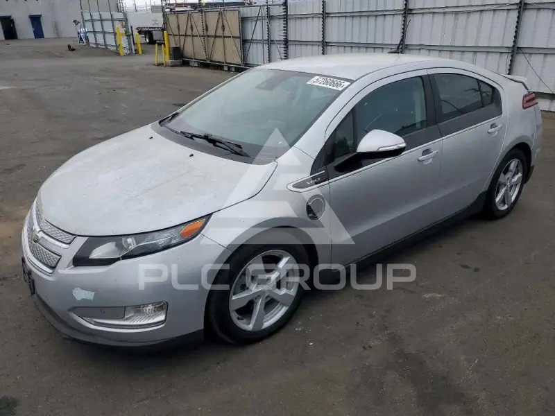 2013 Chevrolet Volt фото