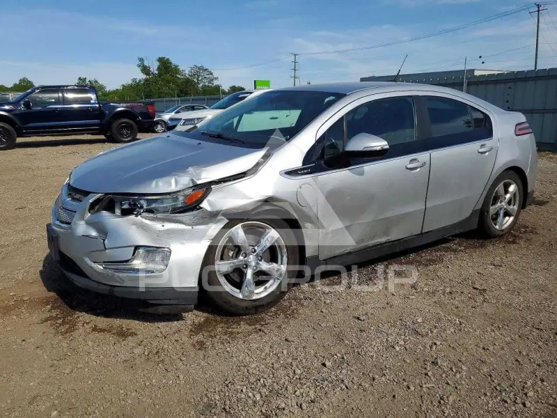 2013 Chevrolet Volt photo