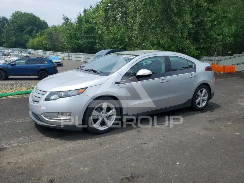 2013 Chevrolet Volt фото