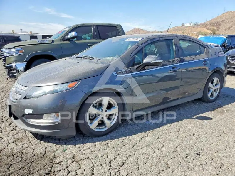 2013 Chevrolet Volt фото