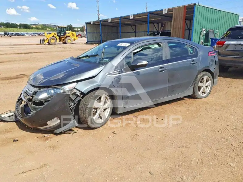 2013 Chevrolet Volt фото