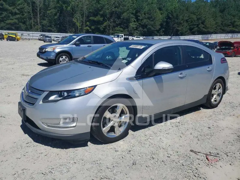 2013 Chevrolet Volt photo