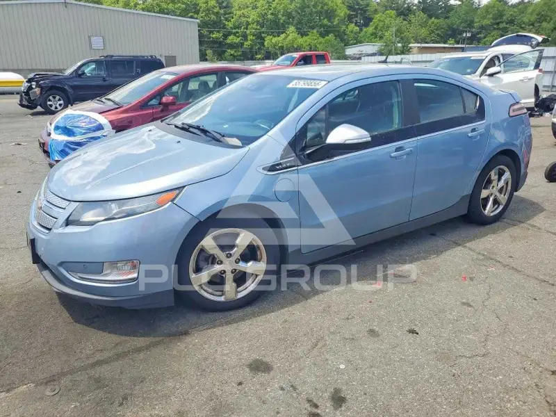 2013 Chevrolet Volt photo