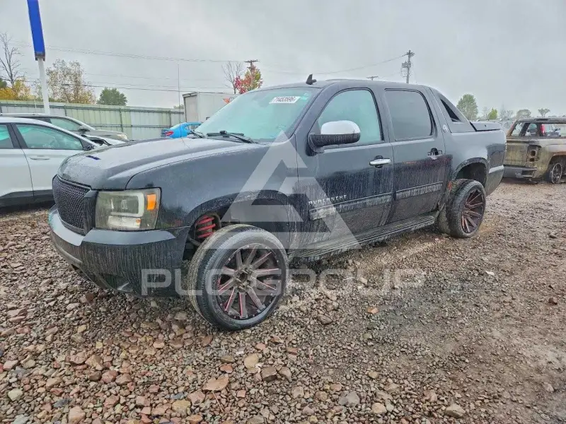 2013 Chevrolet Avalanche фото