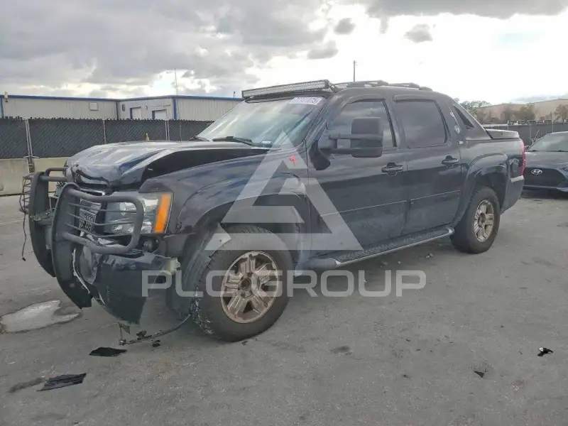 2013 Chevrolet Avalanche photo